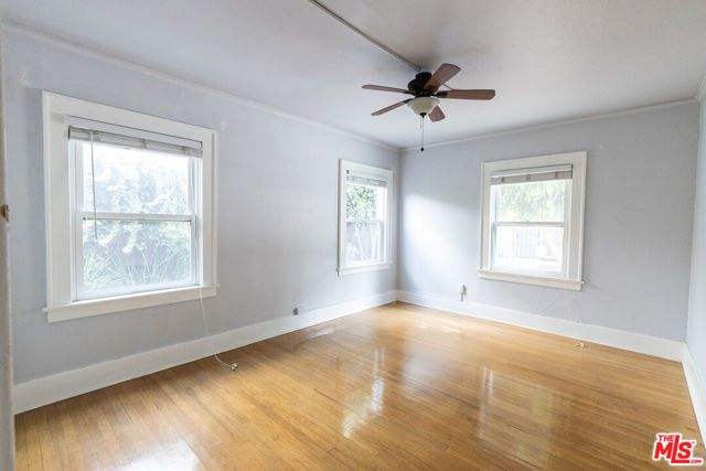 1206 3rd Avenue, Los Angeles, CA 90019