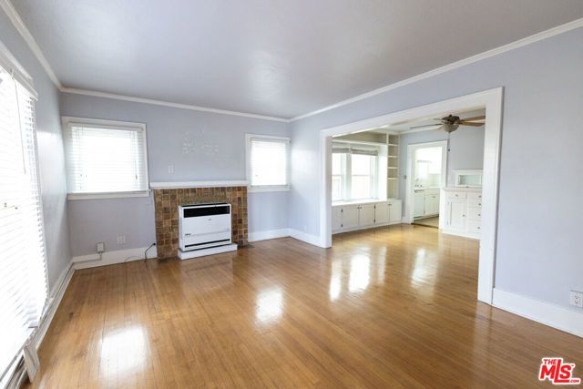 1206 3rd Avenue, Los Angeles, CA 90019