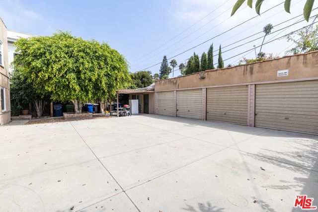 1206 3rd Avenue, Los Angeles, CA 90019