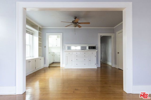 1206 3rd Avenue, Los Angeles, CA 90019