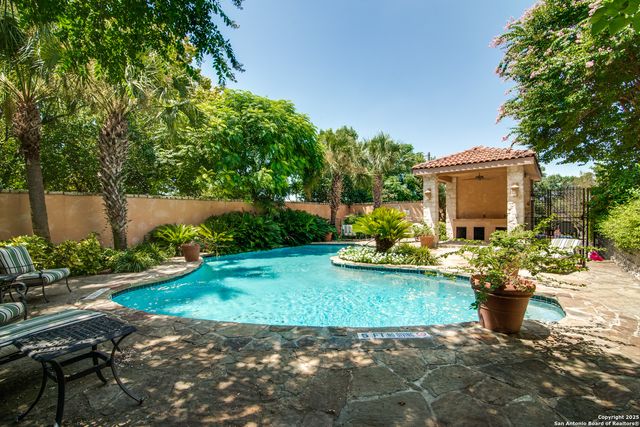 7897 Broadway, San Antonio, TX 78209