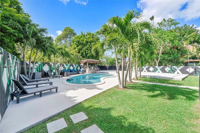 14830 N Spur Drive, Miami, FL 33161