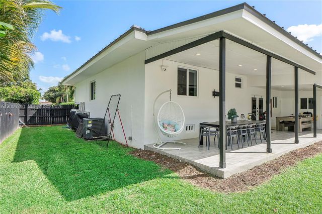 14830 N Spur Drive, Miami, FL 33161