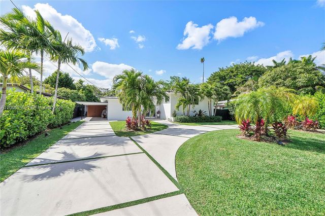 14830 N Spur Drive, Miami, FL 33161