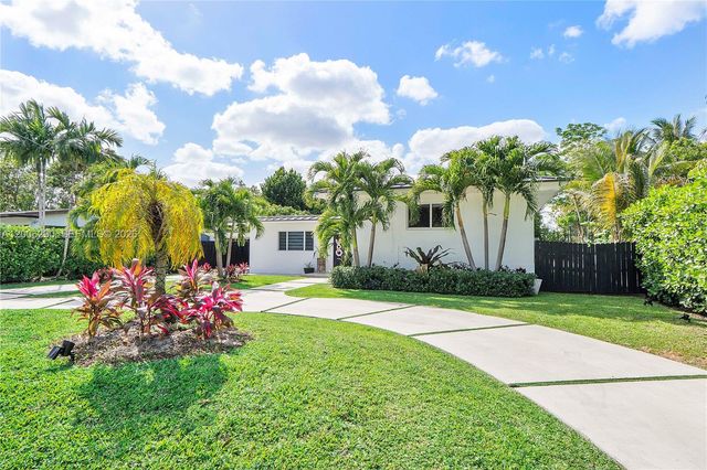 14830 N Spur Drive, Miami, FL 33161