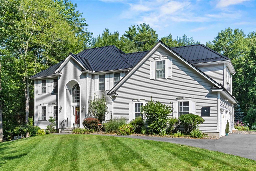 6 Kashmir Drive, Salem, NH 03079