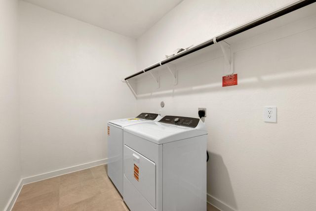 6611 Castella Drive, Rosharon, TX 77583