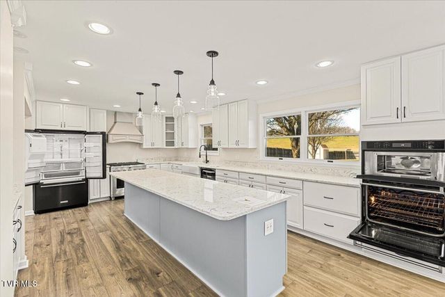 171 Flourville Road, Johnson City, TN 37615