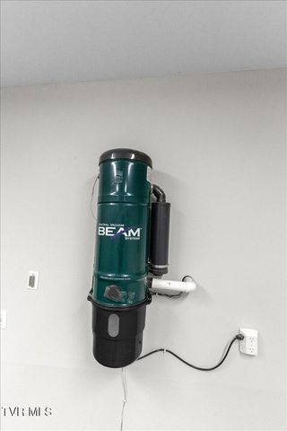 171 Flourville Road, Johnson City, TN 37615