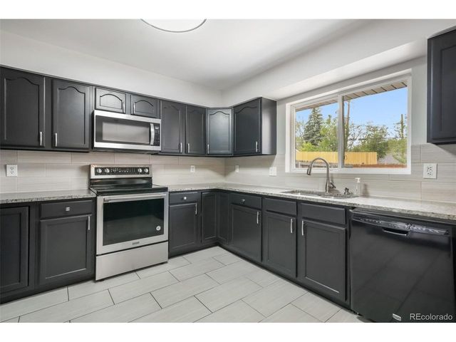 6655 Depew St, Arvada, CO 80003