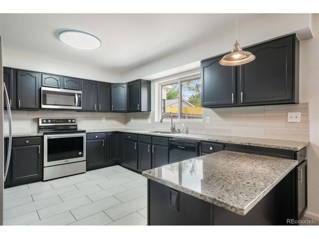6655 Depew St, Arvada, CO 80003