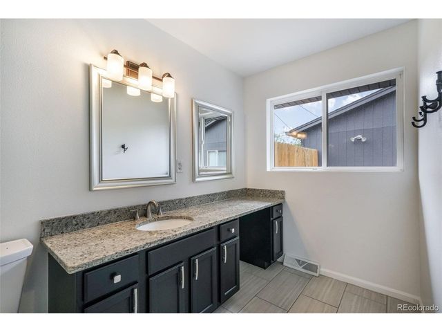 6655 Depew St, Arvada, CO 80003