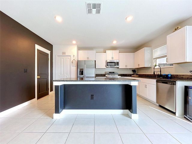 12626 BERGSTROM BAY DRIVE, Riverview, FL 33579