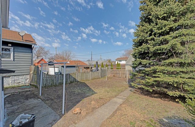 2664 S Clement AVENUE, Milwaukee, WI 53207