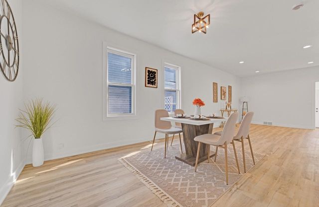 2664 S Clement AVENUE, Milwaukee, WI 53207