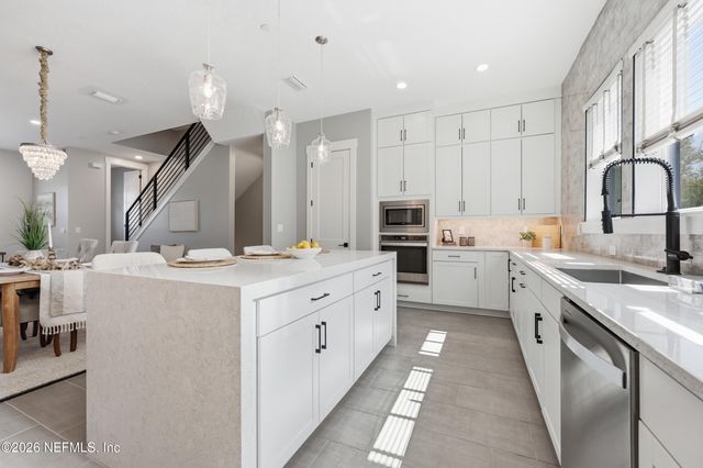 1625 BRIDGETON Drive, Jacksonville, FL 32207