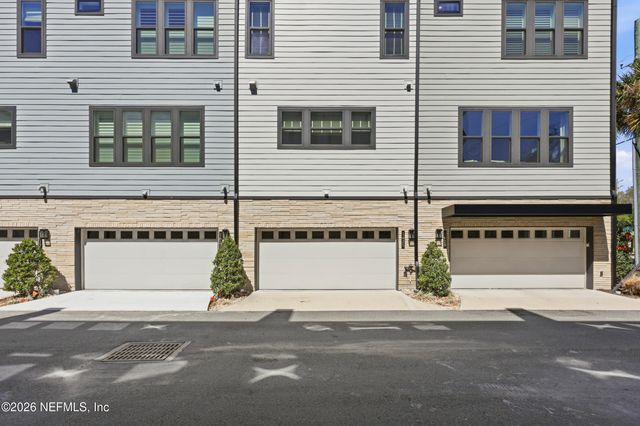 1625 BRIDGETON Drive, Jacksonville, FL 32207