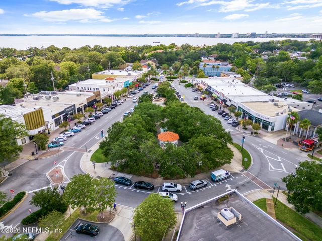 1625 BRIDGETON Drive, Jacksonville, FL 32207