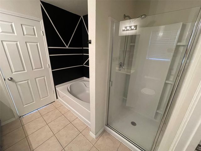 5817 Mountain Bluff Drive, Fort Worth, TX 76179