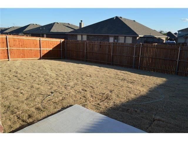 5817 Mountain Bluff Drive, Fort Worth, TX 76179