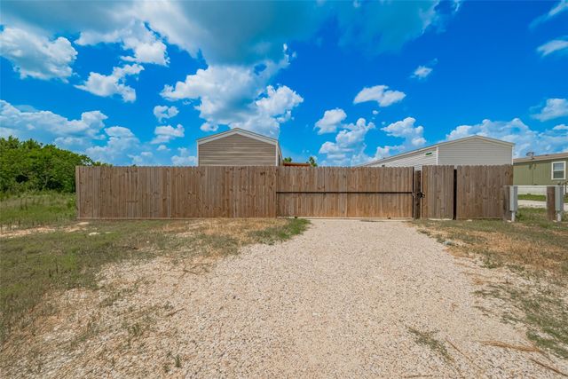 929 Road 5806, Cleveland, TX 77327
