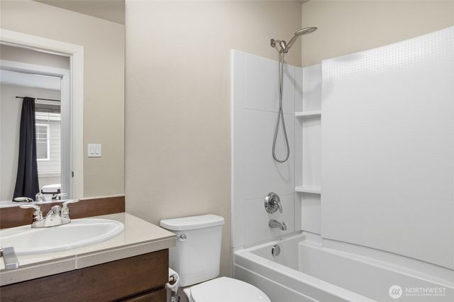 23947 SE 45th Terr, Sammamish, WA 98029