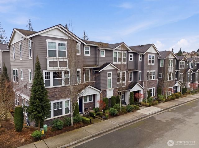 23947 SE 45th Terr, Sammamish, WA 98029