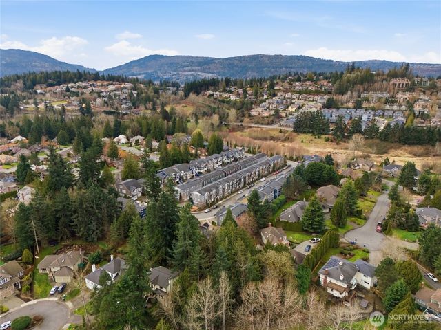 23947 SE 45th Terr, Sammamish, WA 98029