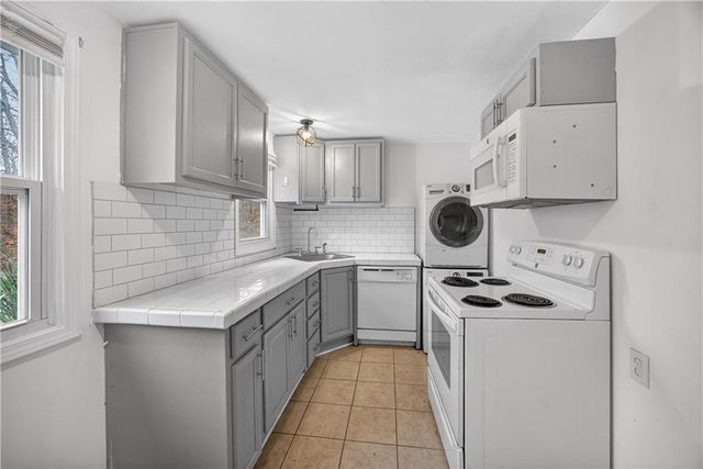 1115 S 49TH Drive, Kansas City, KS 66106