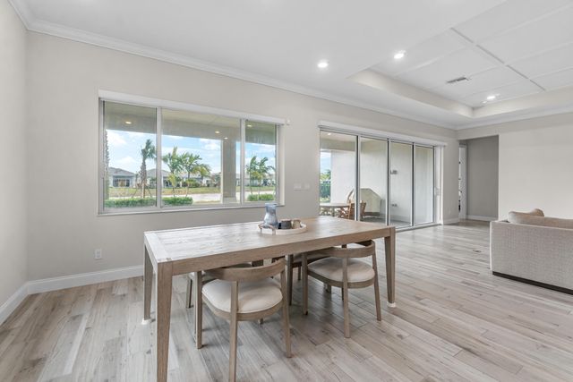 12272 Waterstone Circle, Palm Beach Gardens, FL 33412
