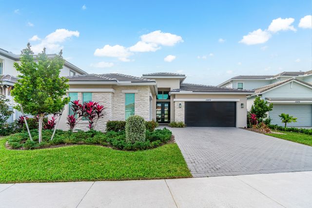 12272 Waterstone Circle, Palm Beach Gardens, FL 33412