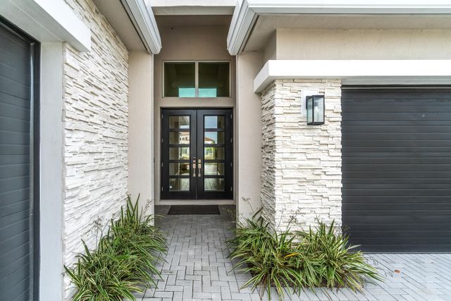 12272 Waterstone Circle, Palm Beach Gardens, FL 33412