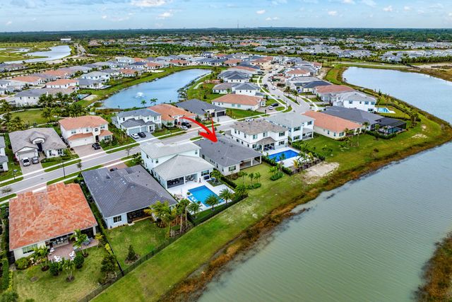 12272 Waterstone Circle, Palm Beach Gardens, FL 33412