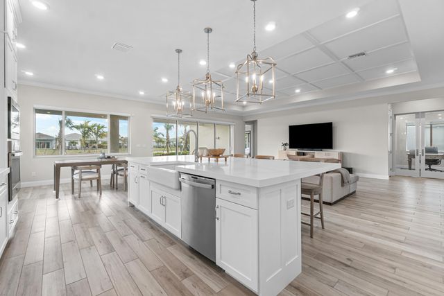 12272 Waterstone Circle, Palm Beach Gardens, FL 33412