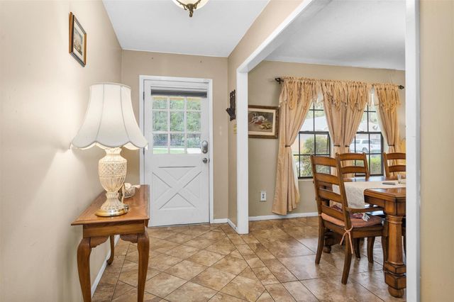 2117 Bershire Drive, Huntsville, TX 77340