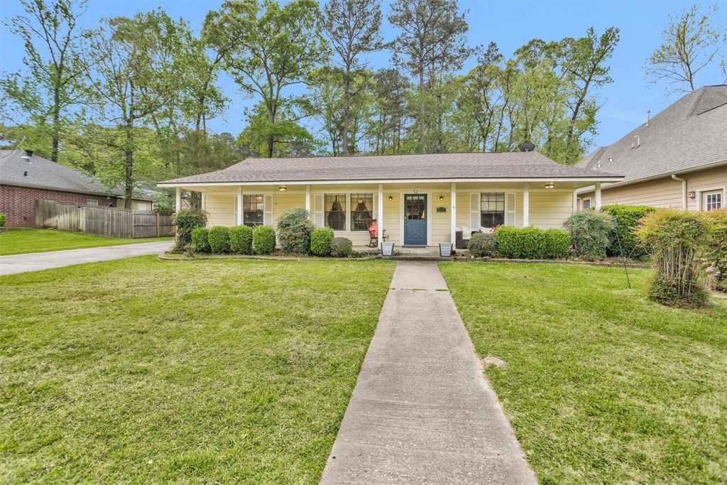 2117 Bershire Drive, Huntsville, TX 77340