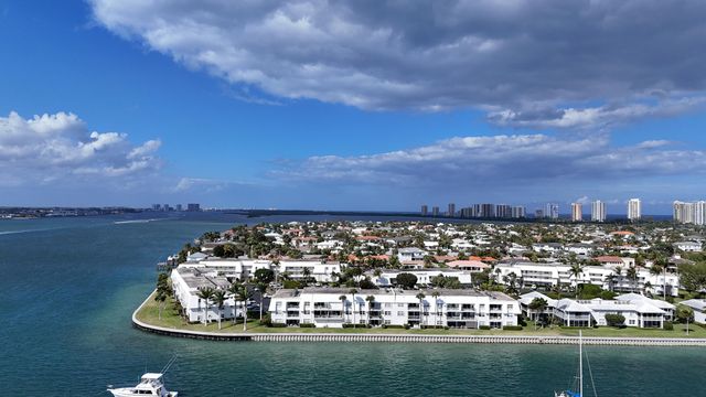1251 Sugar Sands Boulevard 124, Riviera Beach, FL 33404