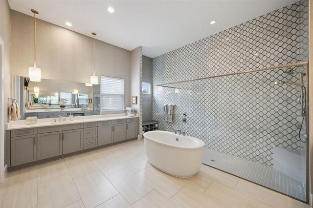 15421 PENDIO DRIVE, Montverde, FL 34756
