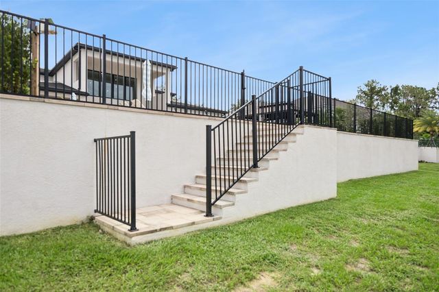 15421 PENDIO DRIVE, Montverde, FL 34756