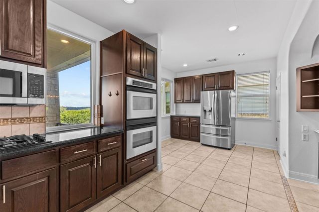 5724 Brittlyns CT, Austin, TX 78730