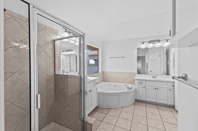 5724 Brittlyns CT, Austin, TX 78730