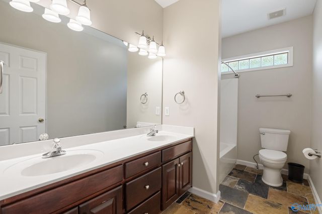 253 Natchez Trail, Huntsville, AL 35806