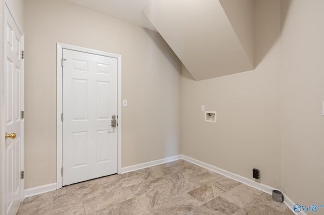 253 Natchez Trail, Huntsville, AL 35806