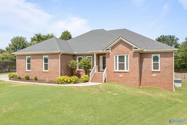 253 Natchez Trail, Huntsville, AL 35806