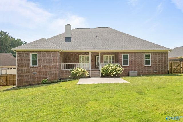 253 Natchez Trail, Huntsville, AL 35806