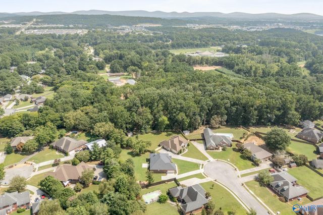 253 Natchez Trail, Huntsville, AL 35806
