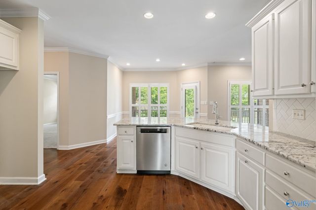 253 Natchez Trail, Huntsville, AL 35806