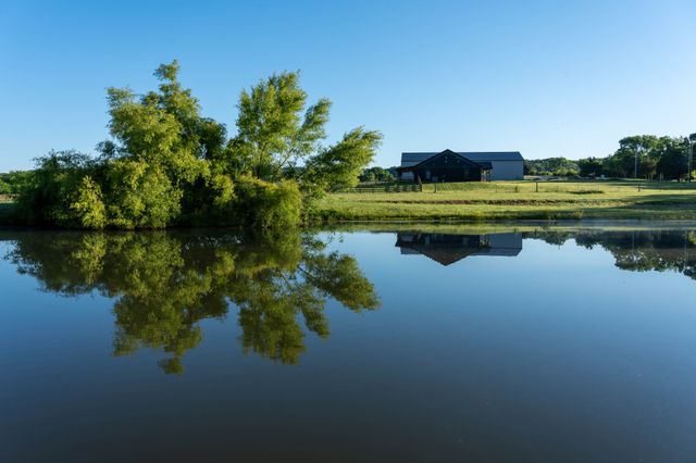2023 Dr Robertson Rd, Spring Hill, TN 37174