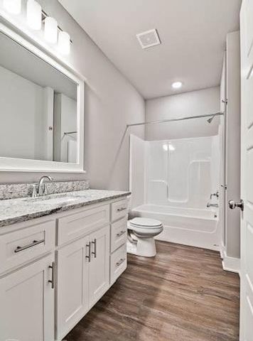 1701 W Deane Street, Fayetteville, AR 72704