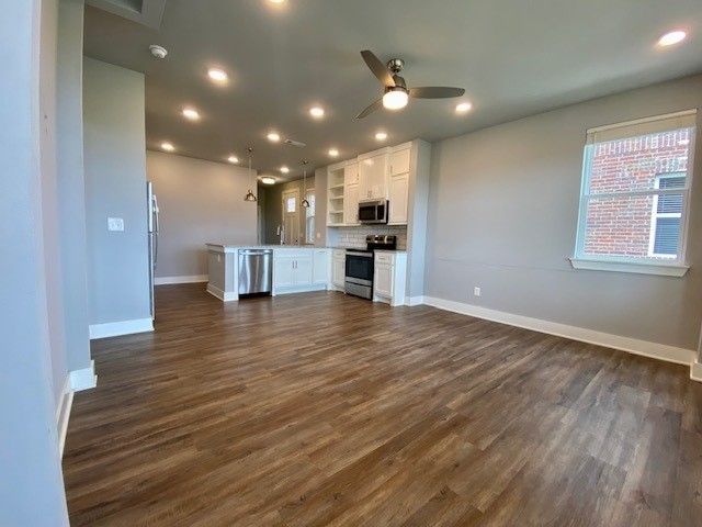 1701 W Deane Street, Fayetteville, AR 72704